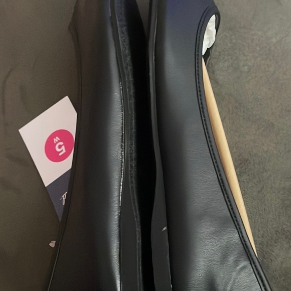 Universal thread Everly flats memory foam slip on black shoe 5W new with tags - Picture 13 of 14